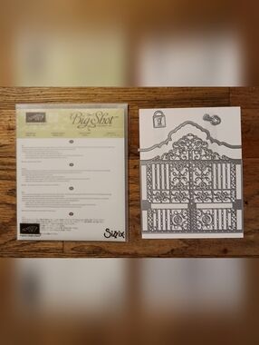 Stampin' Up DETAILED GATE Thinlits Dies + Lock Key Gothic Valentine's Halloween